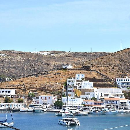Martinos Studios, Merihas Port Kythnos Bagian luar foto