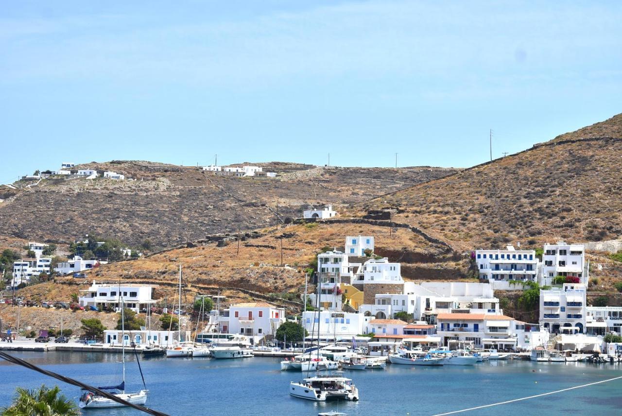 Martinos Studios, Merihas Port Kythnos Bagian luar foto